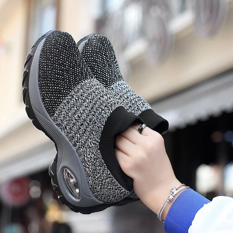 Dropshipping Product Women Sock Sneakers Best Selling Casual Lightweight Shoes Femmes Slip on Sneaker