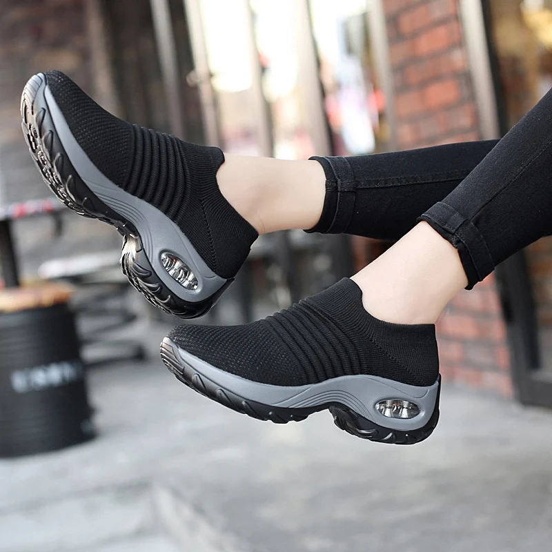 Dropshipping Product Women Sock Sneakers Best Selling Casual Lightweight Shoes Femmes Slip on Sneaker