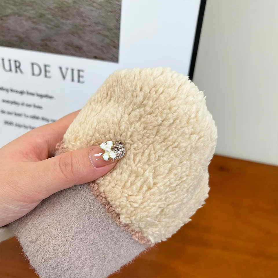 Cute Winter Simple Windproof Thick Warm Cable Stripe Knit Plush Fluffy Cuff Skiing Finger Cover Mittens Hand Gloves for Women