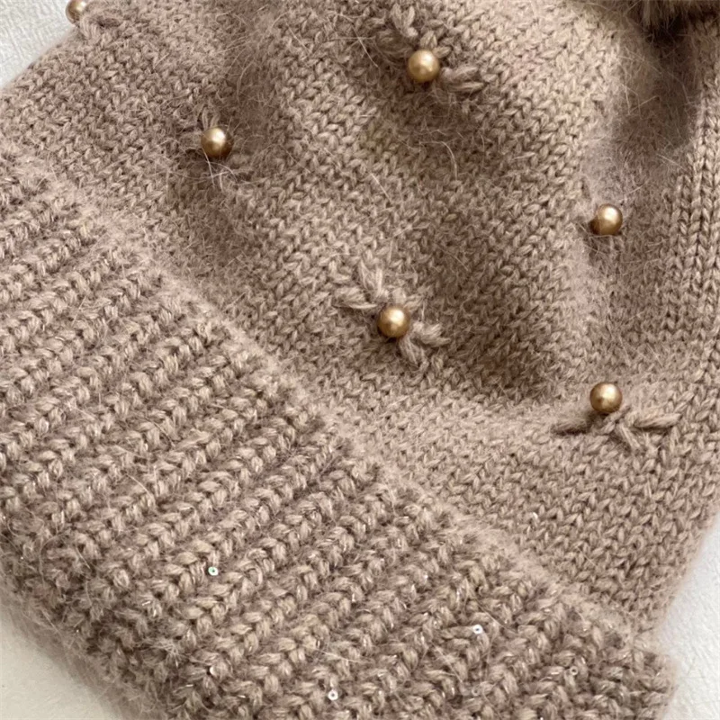High Quality Wholesale Women Winter Rhinestone Beanie Hat with Fur Pom Pom Thickened Pearl Decoration Winter Knitted Beanie
