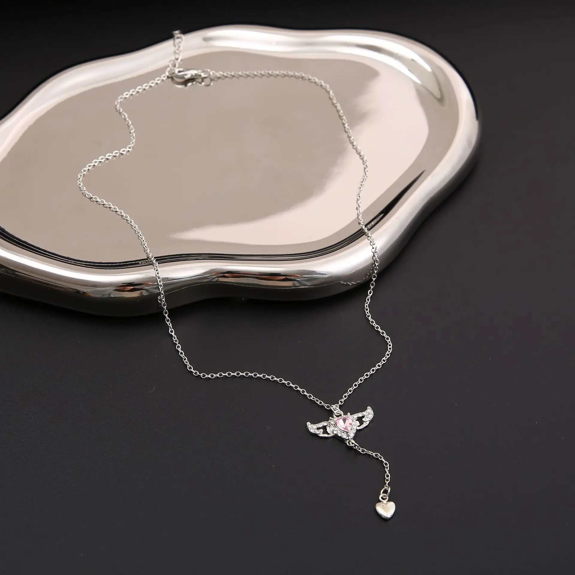 New Pink Girl Love Pearl Necklace Women's Light Luxury Niche Premium Plated Layered Chain Versatile and Sweet Clavicle Necklace