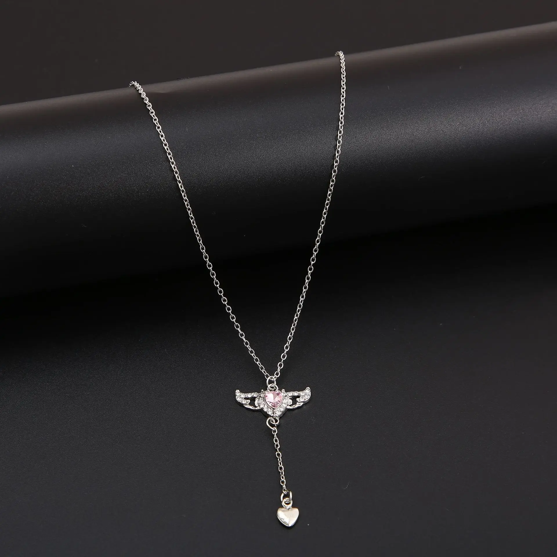 New Pink Girl Love Pearl Necklace Women's Light Luxury Niche Premium Plated Layered Chain Versatile and Sweet Clavicle Necklace