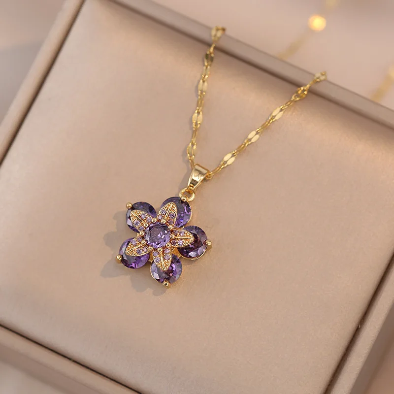 Light Luxury Stainless Steel Flower Shaped Pendant Rotating Cubic Zircon Chain Necklace Pink Diamond Flower Necklace for Women