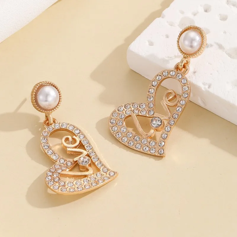 Shiny Fashion Exaggerated Full Zircon Hollow Love Pendant Earring Crystal Sparkling Zircon Hoop Earrings Jewelry for Women