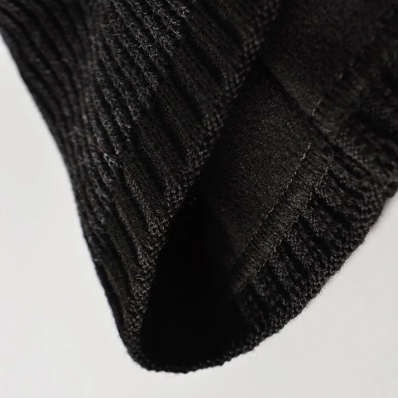 Autumn/Winter Men's Versatile Fleece Cycling Hat Windproof Ear Protection Fashionable Color-Block Design for Outdoor Sports