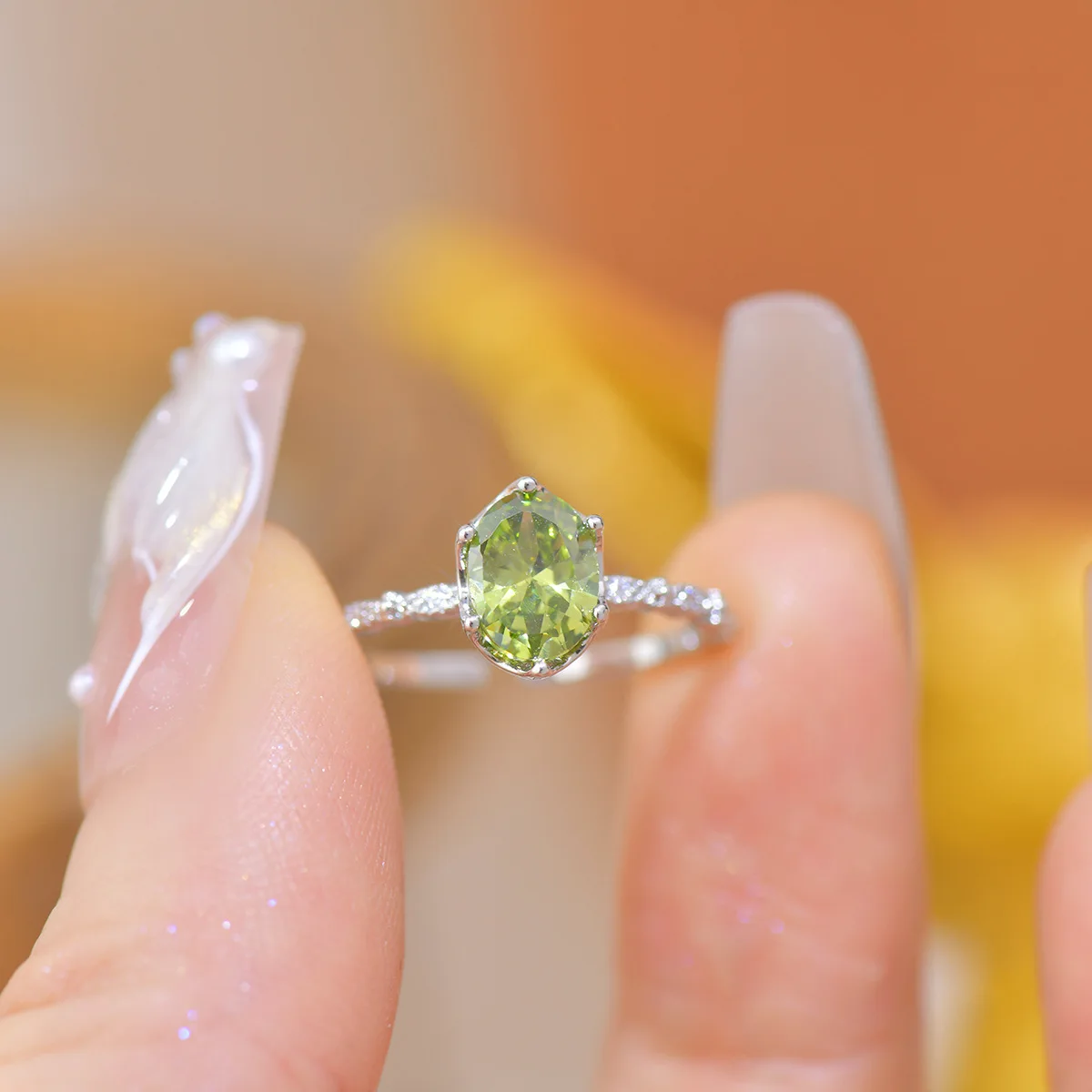 French Style Open-Mouth Ring for Women Light Luxury Olive Green Purple Zircon Exquisite Copper Jewelry All-Match Wedding Suit