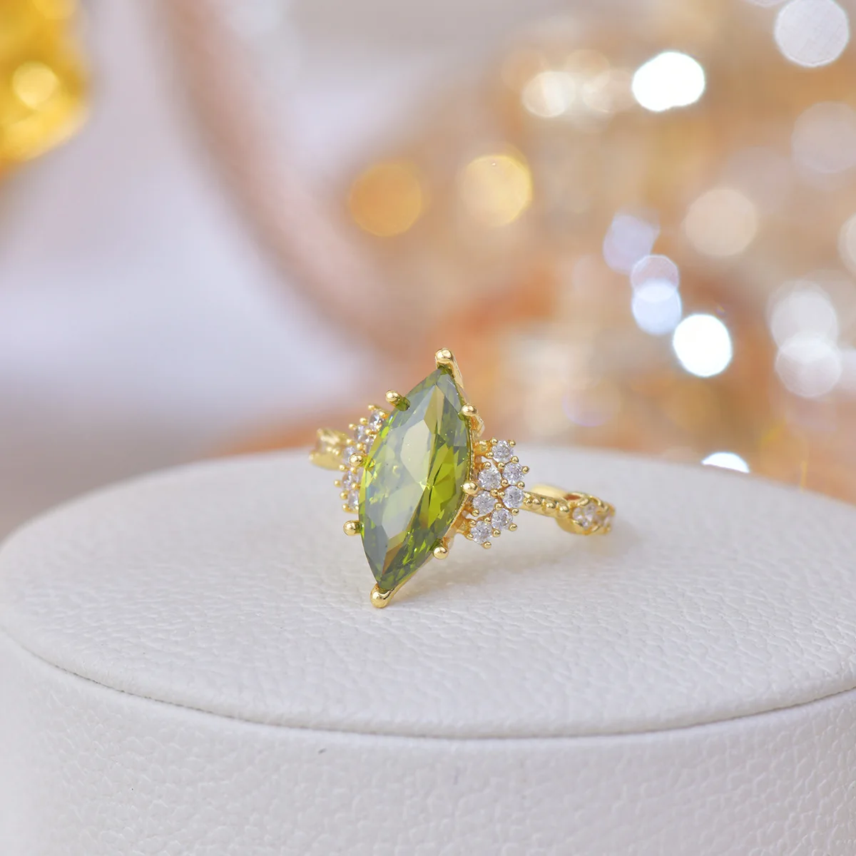 Women's Open Ring with French Retro Design 18K Gold Plated Heavy Industry Olive Green Zircon Vintage Style Brass for Engagement