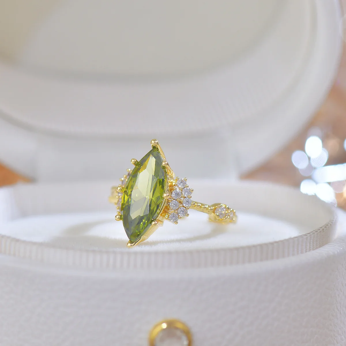 Women's Open Ring with French Retro Design 18K Gold Plated Heavy Industry Olive Green Zircon Vintage Style Brass for Engagement