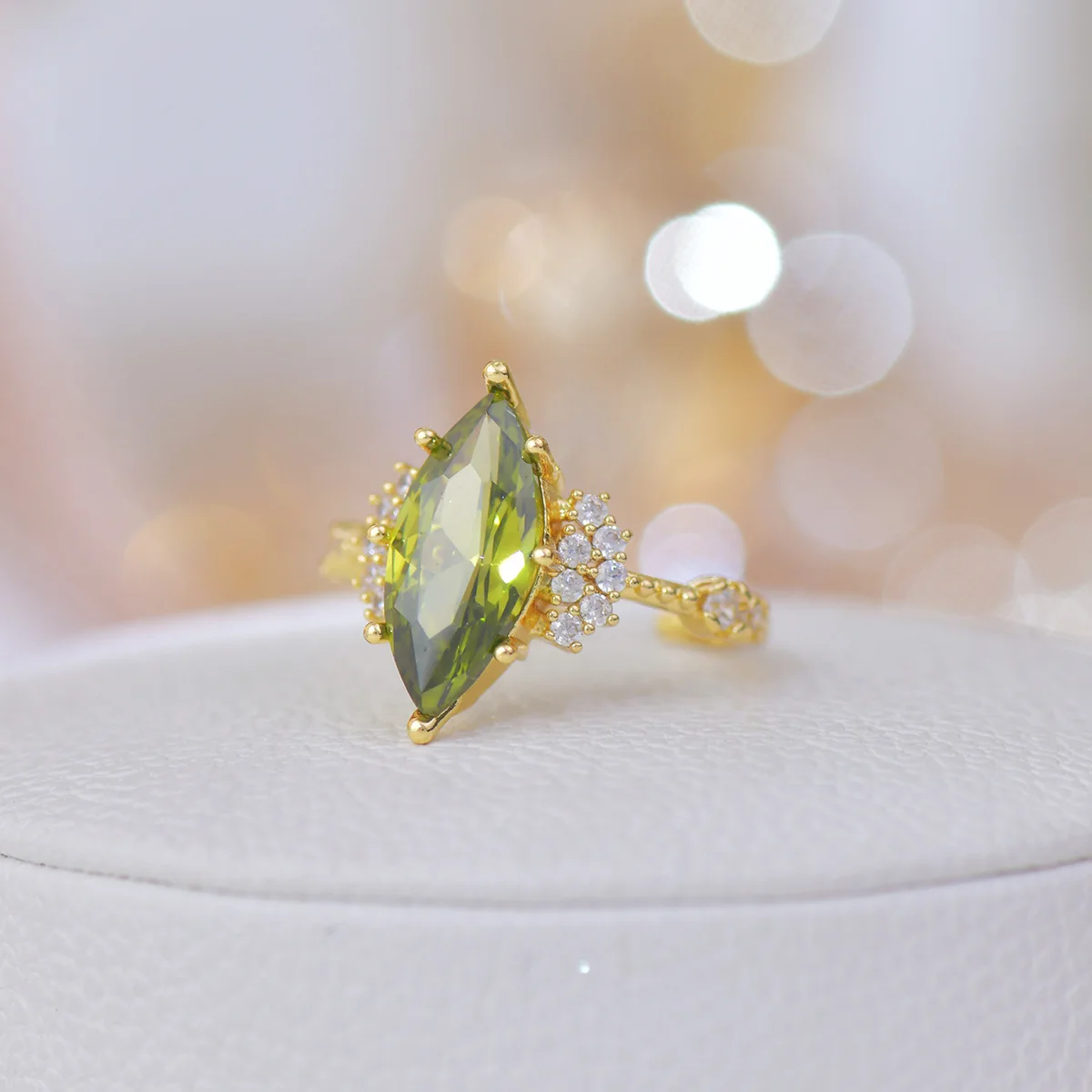 Women's Open Ring with French Retro Design 18K Gold Plated Heavy Industry Olive Green Zircon Vintage Style Brass for Engagement