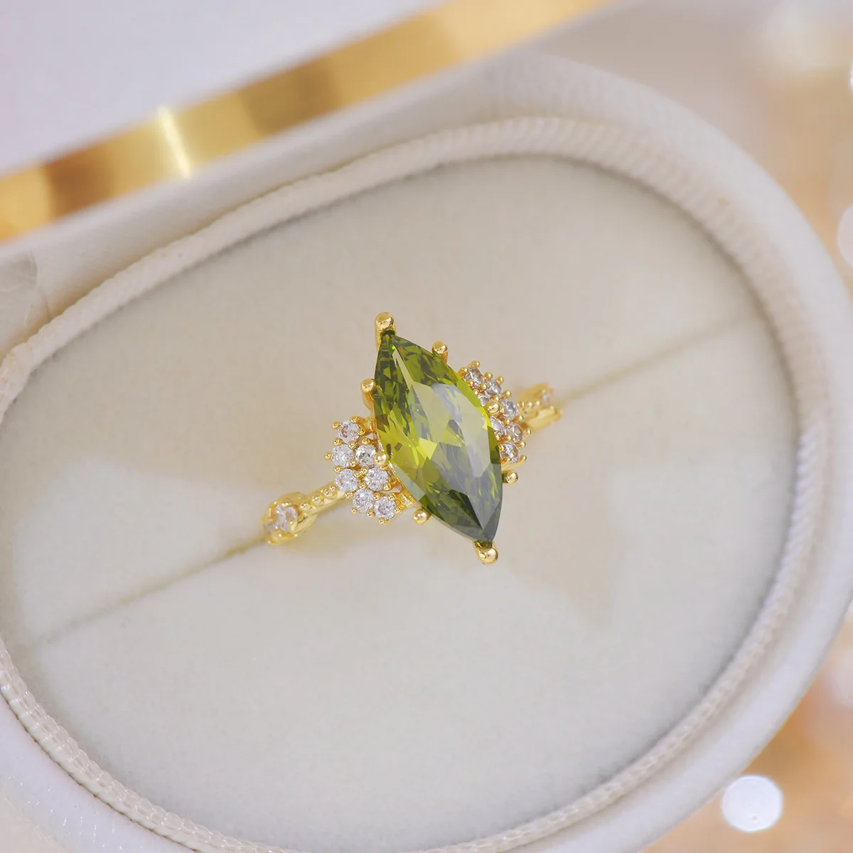 Women's Open Ring with French Retro Design 18K Gold Plated Heavy Industry Olive Green Zircon Vintage Style Brass for Engagement