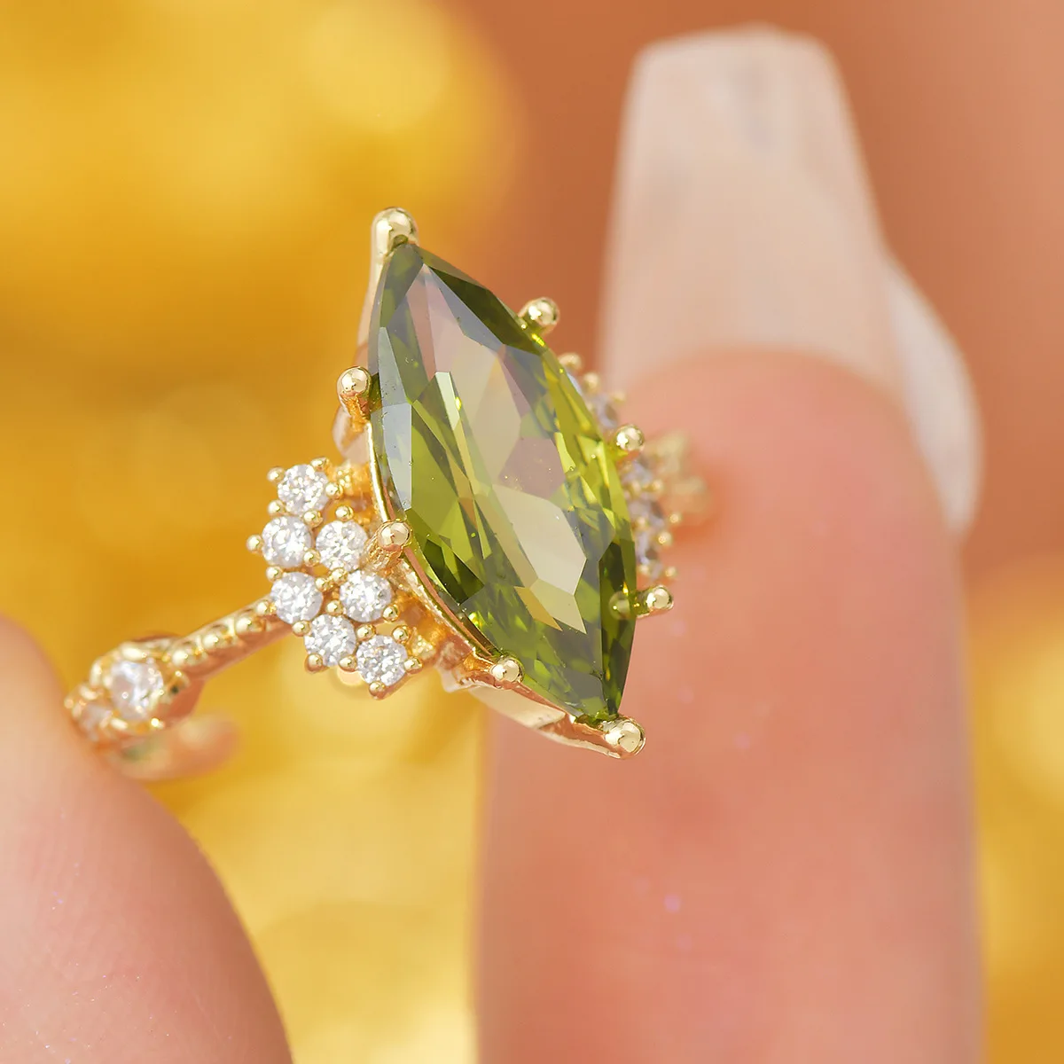 Women's Open Ring with French Retro Design 18K Gold Plated Heavy Industry Olive Green Zircon Vintage Style Brass for Engagement