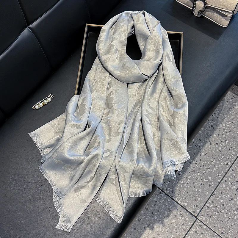 High-Grade Ladies Jacquard Scarf Soft Shawl Jersey Cotton Tencel Gold Polyester Crinkle Wrap for Spring Summer Fashion Design