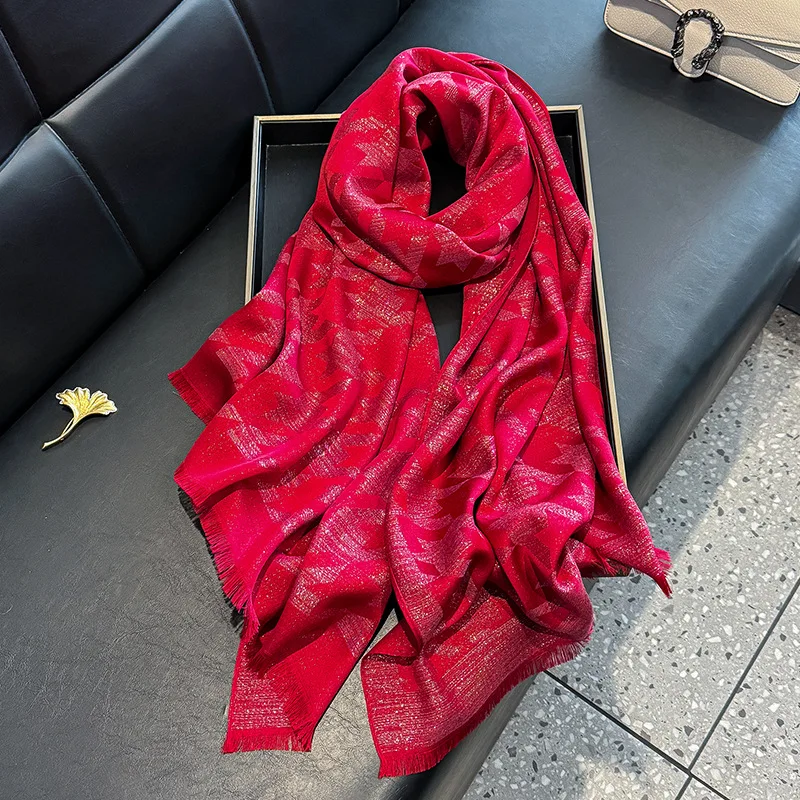 High-Grade Ladies Jacquard Scarf Soft Shawl Jersey Cotton Tencel Gold Polyester Crinkle Wrap for Spring Summer Fashion Design