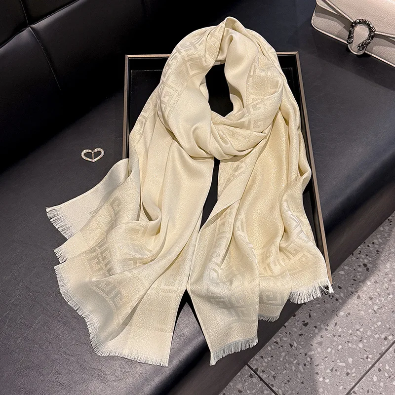 Elegant Long Scarf and Short Beard Tencel Cotton New Spring Fashion Simulated Silk Hijab Gold Polyester with Geometric Design