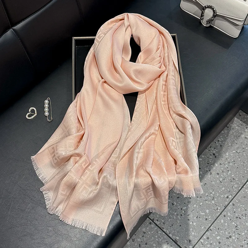 Elegant Long Scarf and Short Beard Tencel Cotton New Spring Fashion Simulated Silk Hijab Gold Polyester with Geometric Design