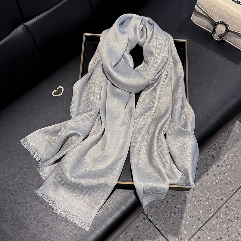 Elegant Long Scarf and Short Beard Tencel Cotton New Spring Fashion Simulated Silk Hijab Gold Polyester with Geometric Design