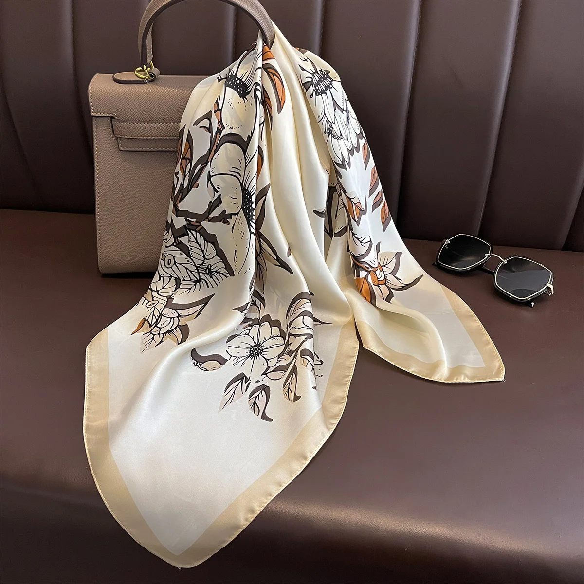 Wholesale Elegant Small Scarf for Women Hair Tie 70*70cm Head Neck Imitation Silk Printed Scarf Office Small Square Hijabs