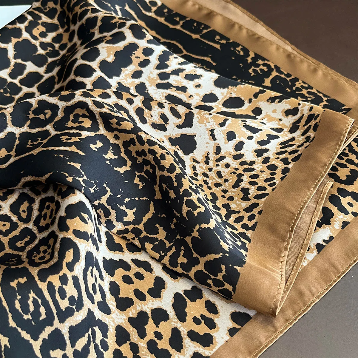 spring summer Square Leopard Print Hijab for Women Muslim Shawl Light Weight Soft imitation silk Scarf fashion Headscarf
