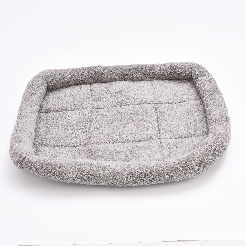 Cat kennel kennel autumn and winter warm square suede mat, can be used on both sides in all seasons with thickened comfort multi-size, easy to clean, easy to carry