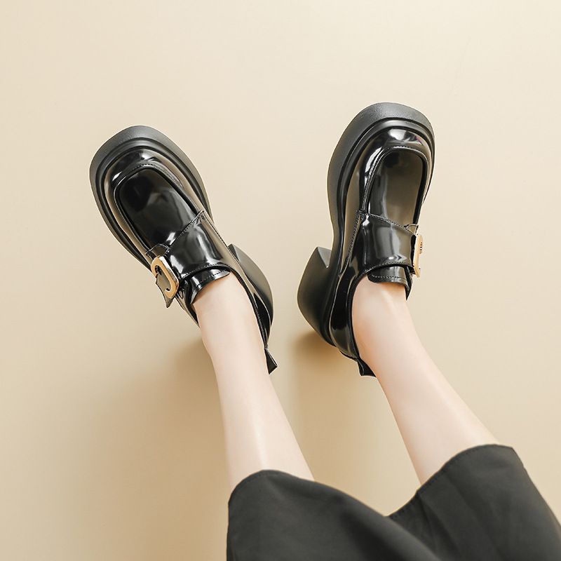 حذاء ماري جين جلد كعب عالي