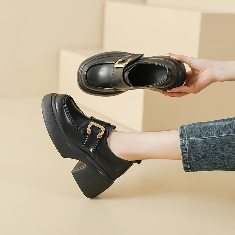 حذاء ماري جين جلد كعب عالي