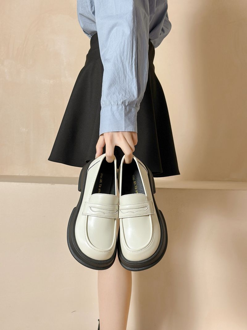 أحذية كلاسيكية بريطانية ذات نعل سميك للجامعة للنسا...