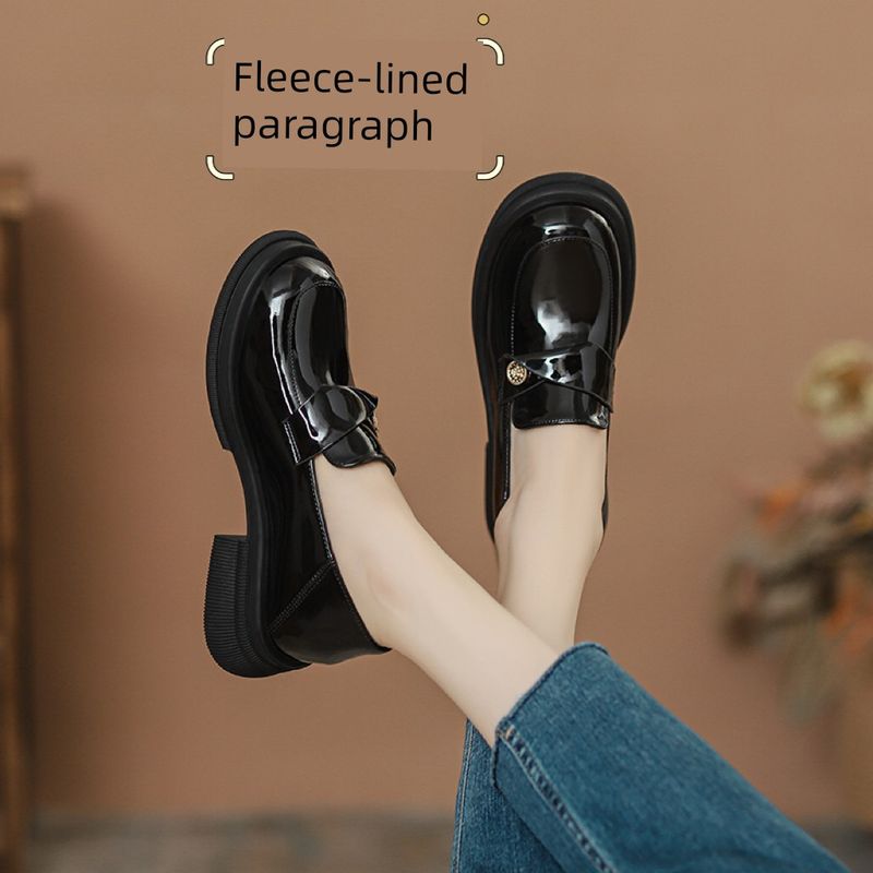 العربية: صغير غير مرئي مرفوع الصنادل النسائية الرب...