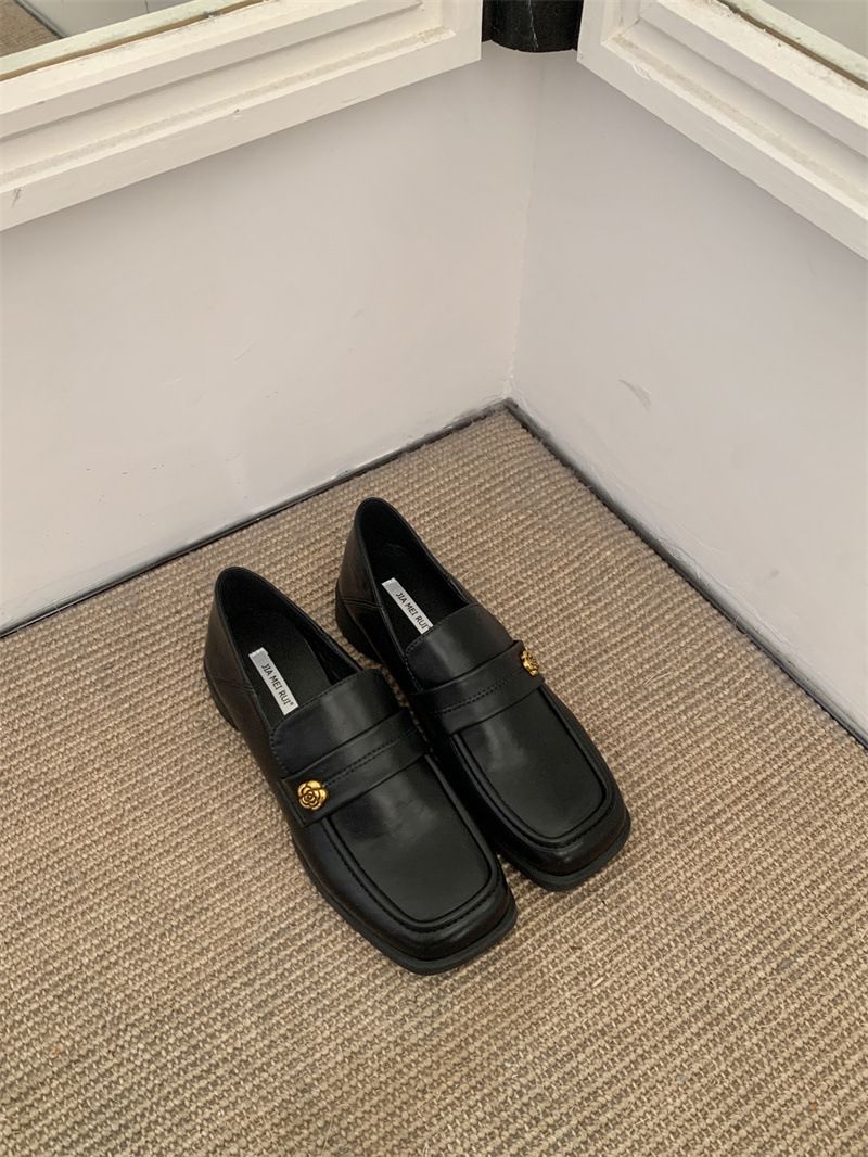 عملات كاميليا الذهبية لو فو للنساء، حذاء جلدي صغير...