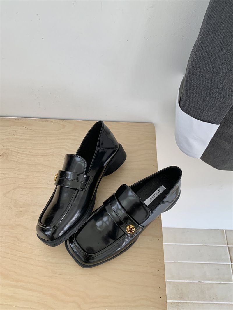 عملات كاميليا الذهبية لو فو للنساء، حذاء جلدي صغير...