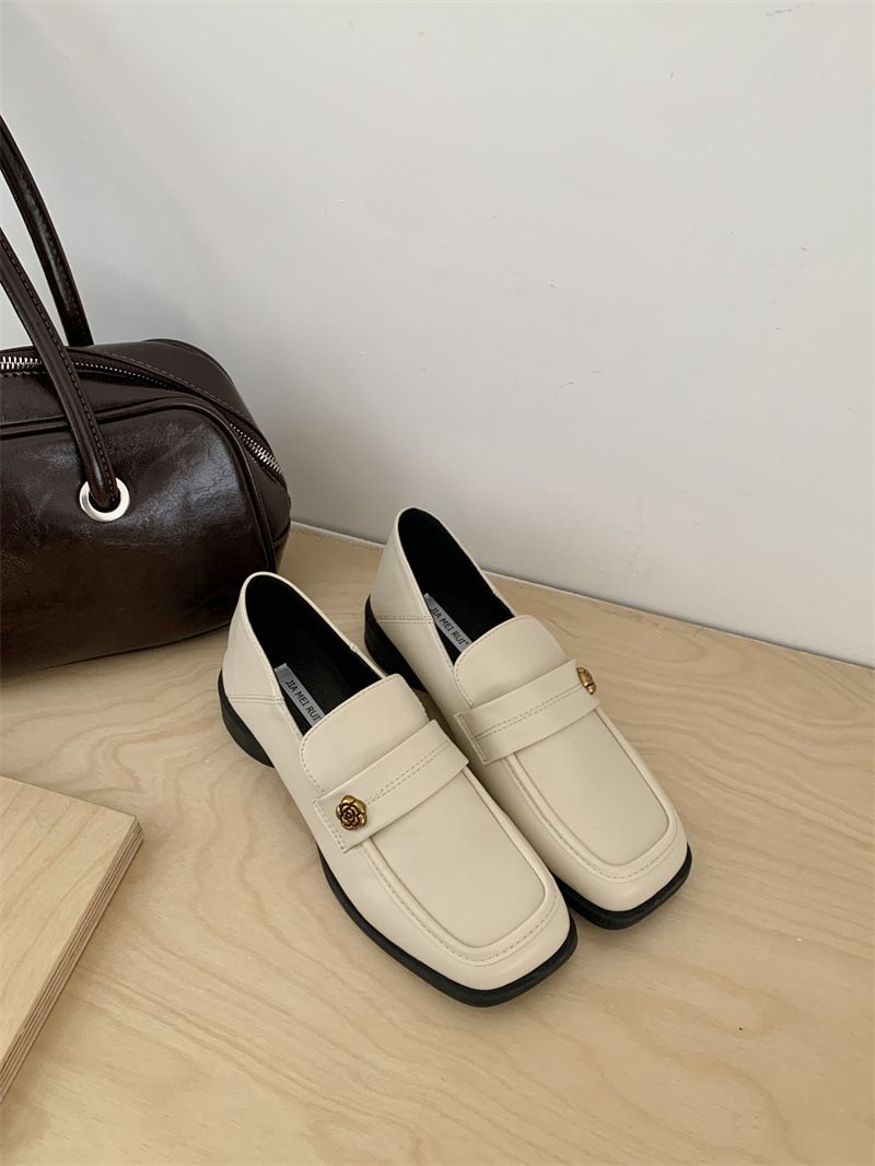 عملات كاميليا الذهبية لو فو للنساء، حذاء جلدي صغير...