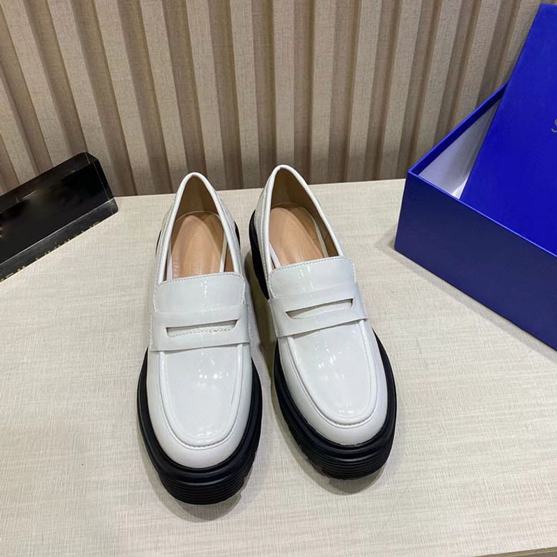 أحذية رياضية بيضاء بنعل سميك ونعل سميك، متعددة الا...