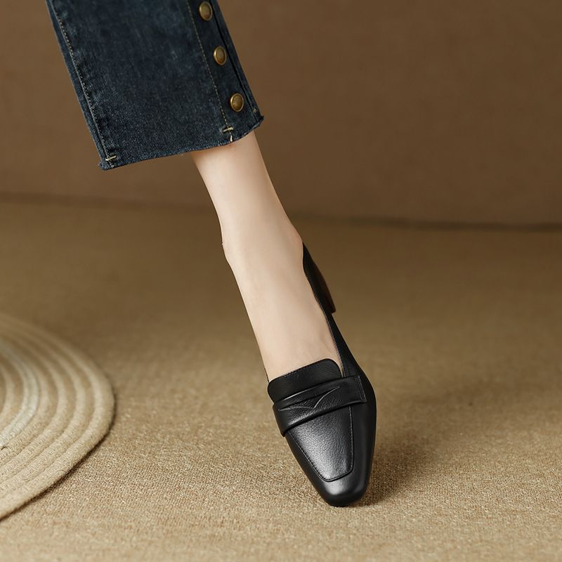 حذاء جلدي صغير بأسلوب بريطاني جديد للنساء، بشريط ت...