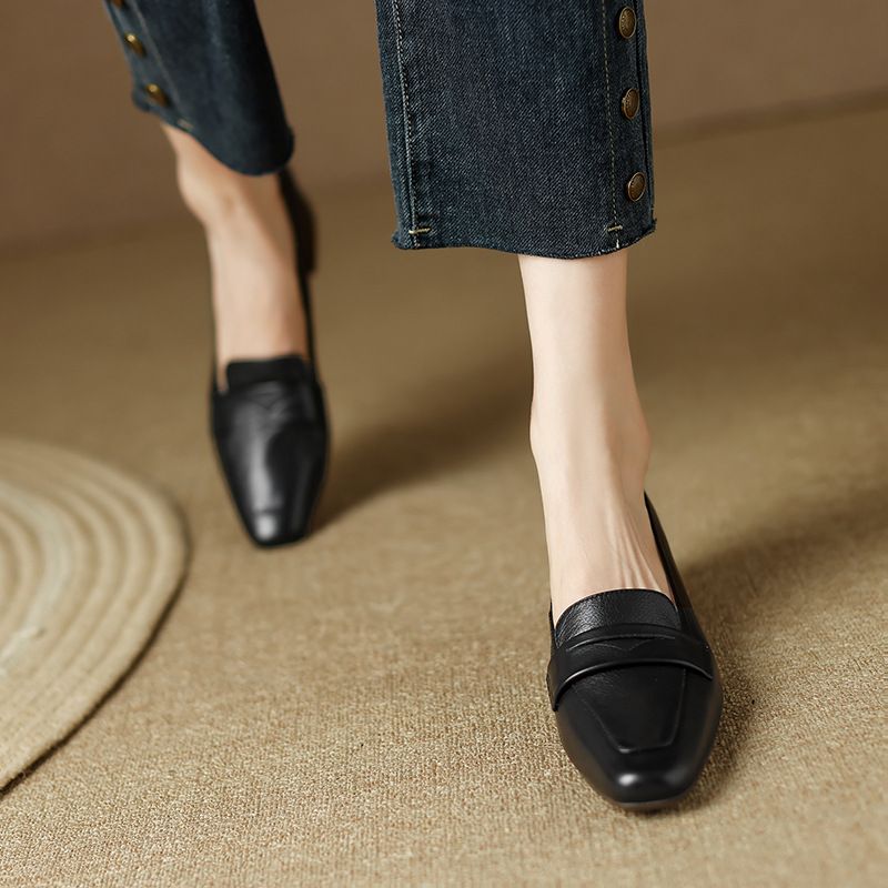 حذاء جلدي صغير بأسلوب بريطاني جديد للنساء، بشريط ت...