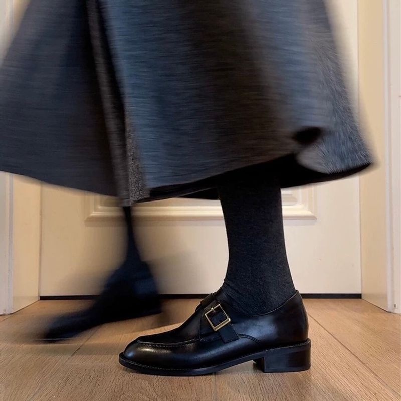 نسخة جلد الماعز ~ حذاء رياضي نسائي بكعب سميك قابل...