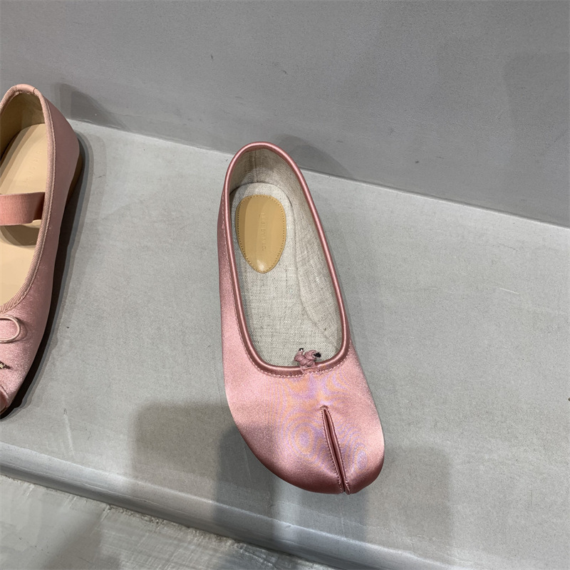 بريز المساء الوردي الخفيف حذاء مسطح للنساء 2024 جد...