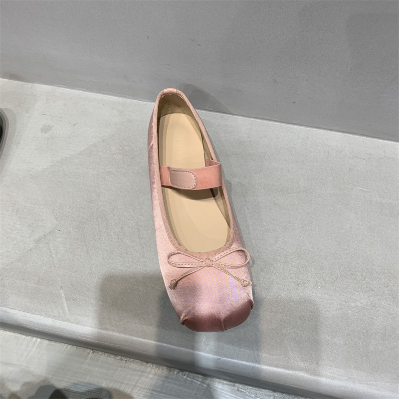 بريز المساء الوردي الخفيف حذاء مسطح للنساء 2024 جد...