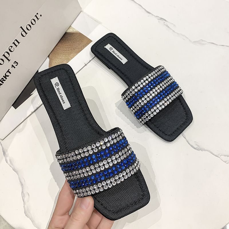 النعل المزاجي المربع الرأس المرصع بالحجار الكريمة...