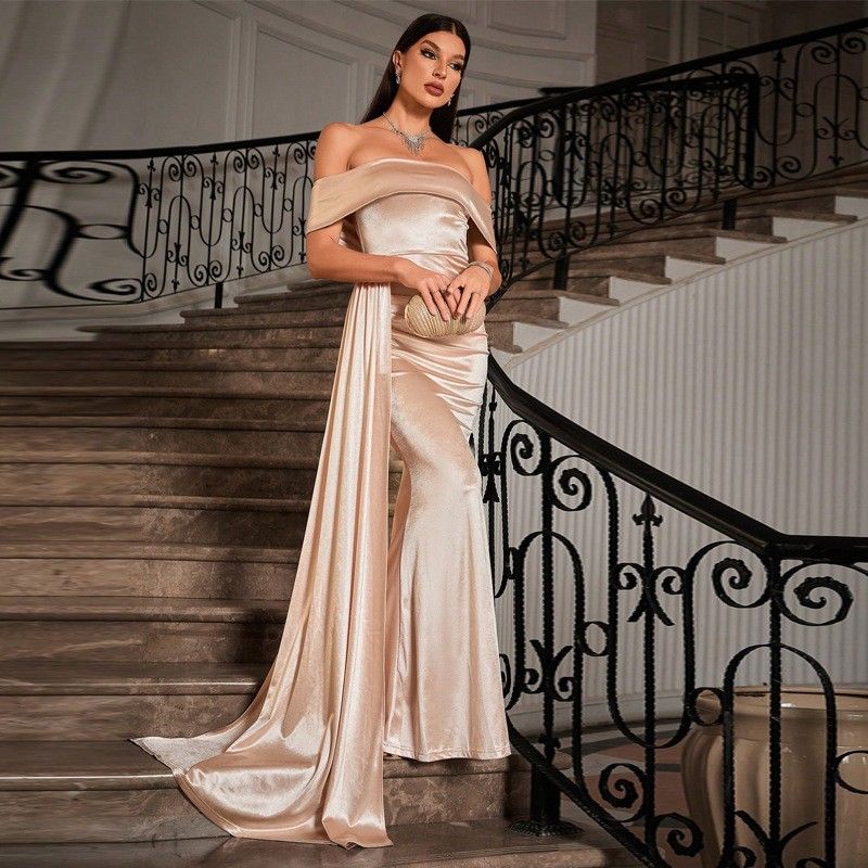 ملابس نسائية بلون صلب قماش ساتان مع طوق واحد توب أ...