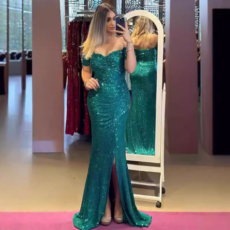 ملابس نسائية بوليستر جذابة رقيقة لامعة بشق فستان سهرة مزيّن بالsequins منتج جديد