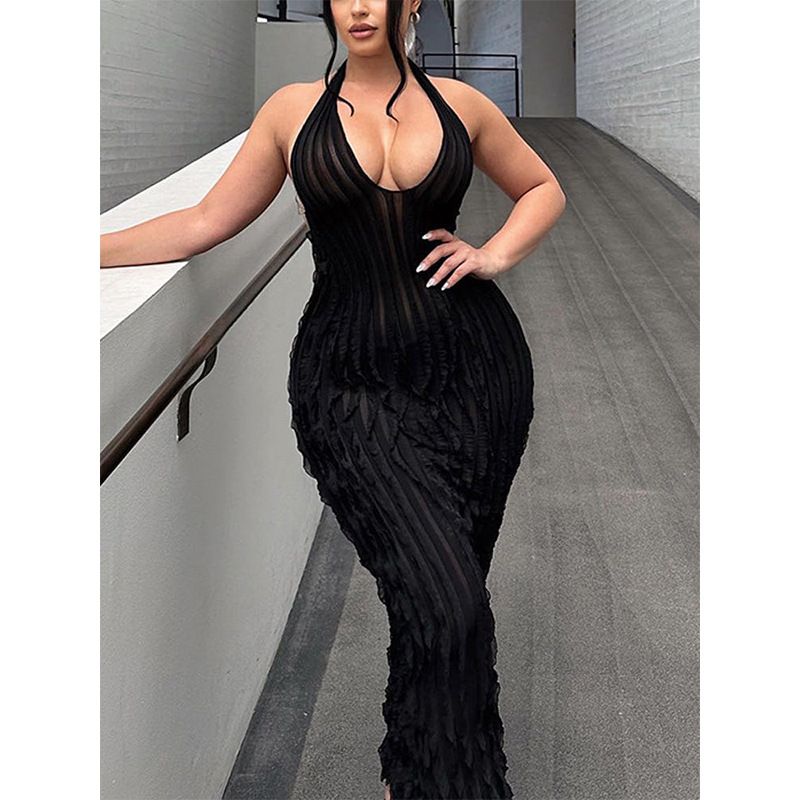 أسود أسود