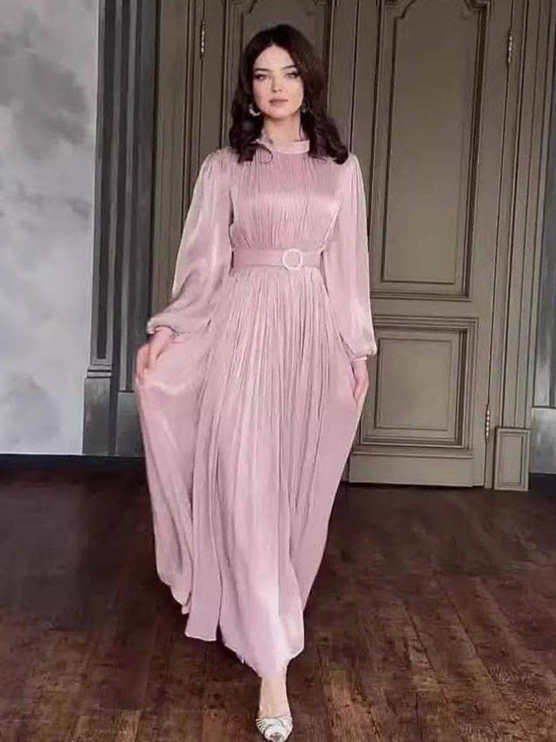 موديل مسلم سليبريتى ستايل فاشن أكمام لانترن منظمة...