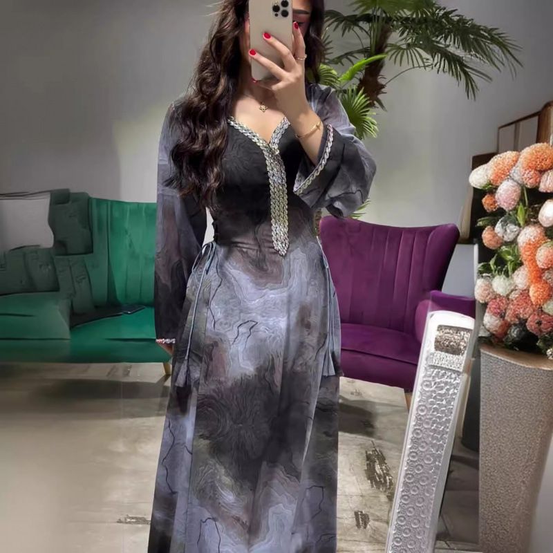 ملابس نسائية الشرق الأوسط دبي موضة طباعة قميص رقبة...