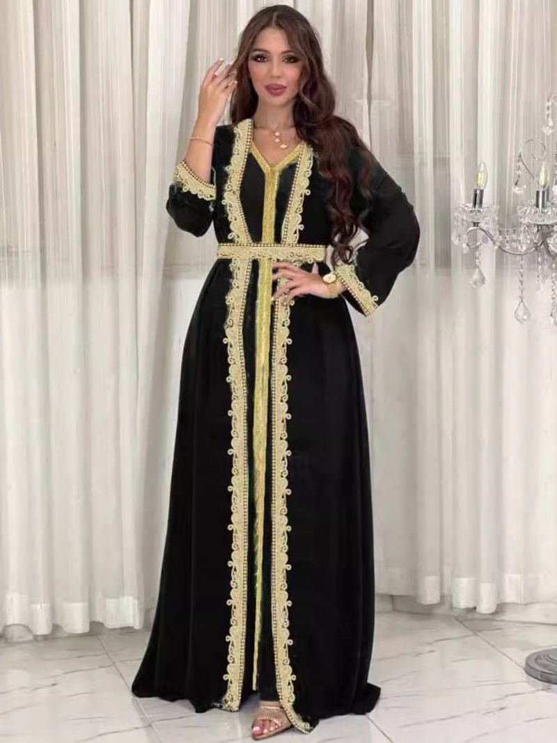 فستان بقلنسوة ذات Manga طويلة قطعتين