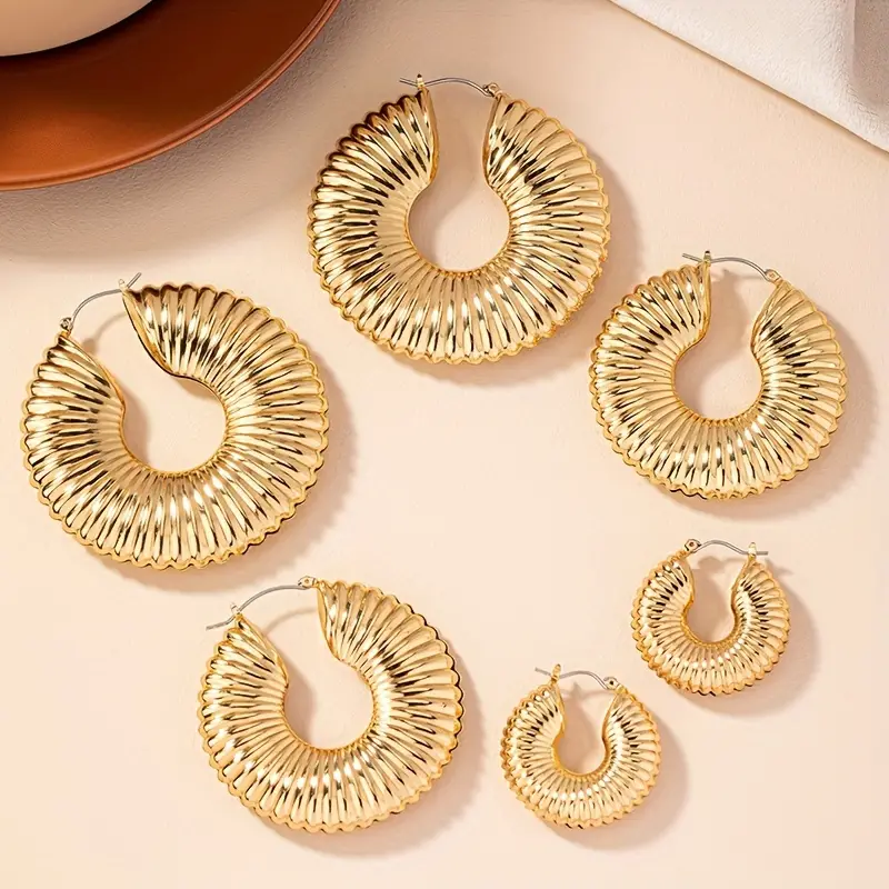 Lxalry 3 pairs of women's fashion hoop earrings retro simple style geometric thread large, medium and small earrings combination set suitable for daily versatile gifts for girlfriends