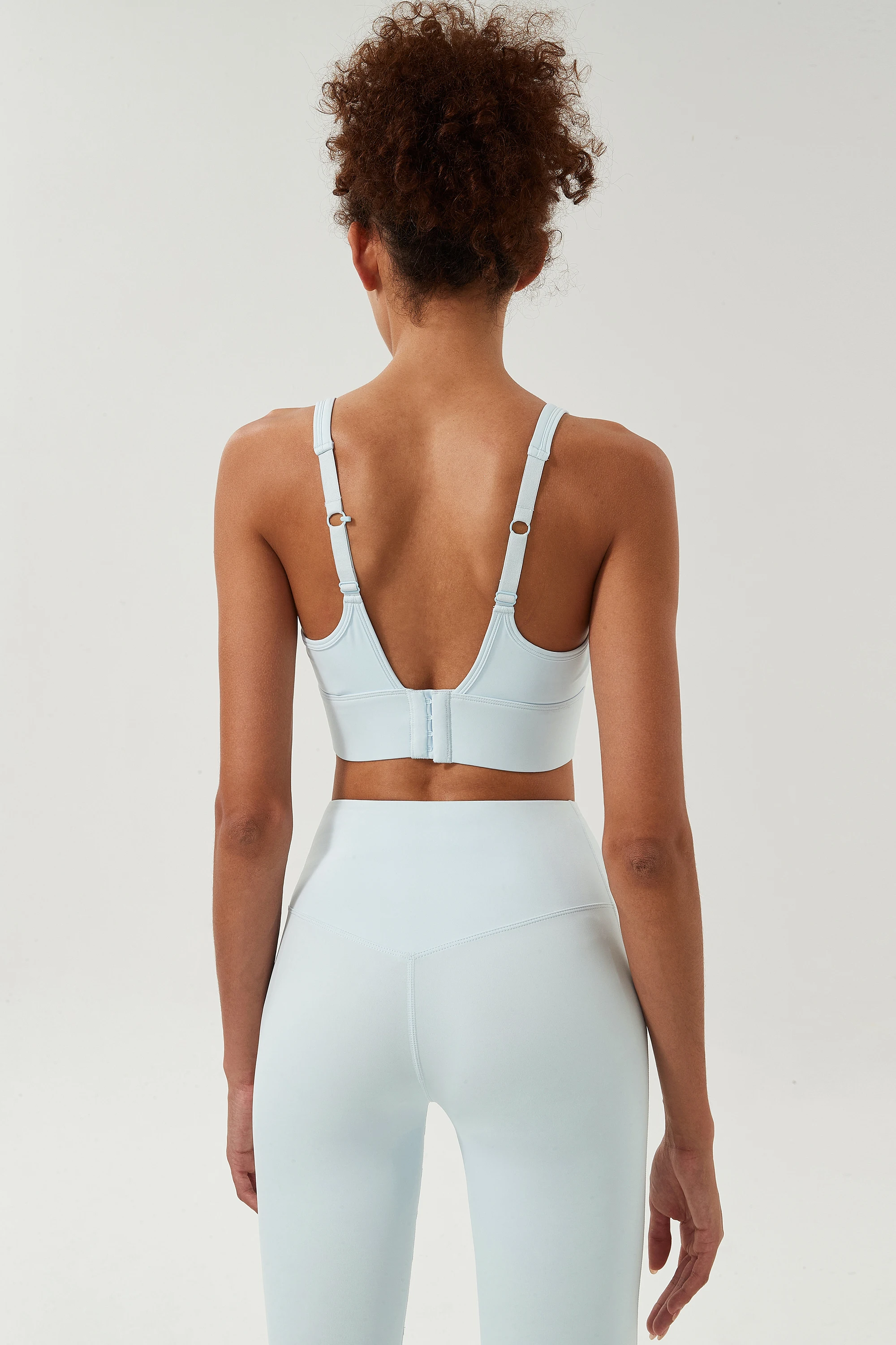 Customizable High Quality Women's Gym Fitness Active Yoga Sets Breathable Sustainable Yoga Suits Quick Dry Shock-Absorbent Print
