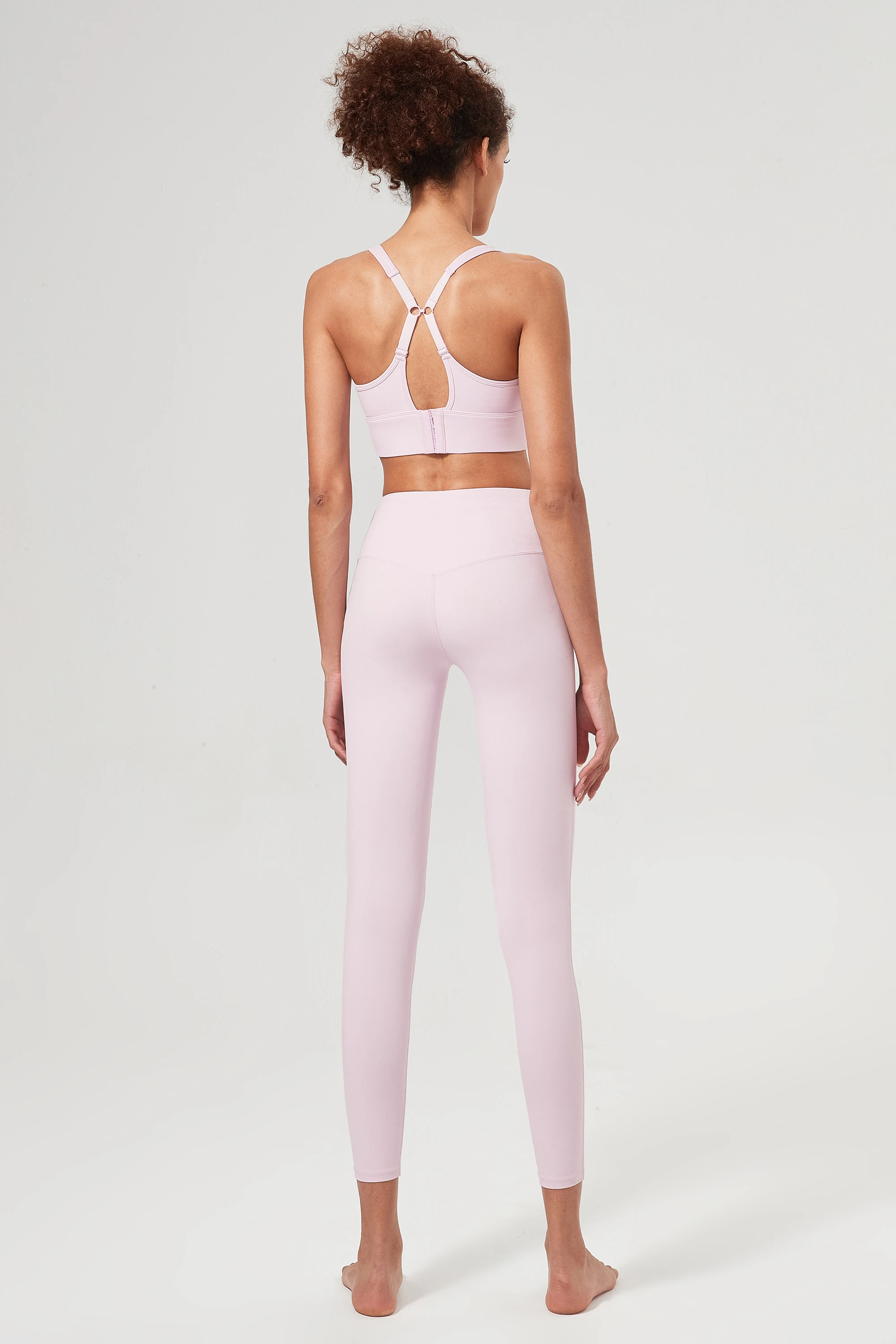 Customizable High Quality Women's Gym Fitness Active Yoga Sets Breathable Sustainable Yoga Suits Quick Dry Shock-Absorbent Print
