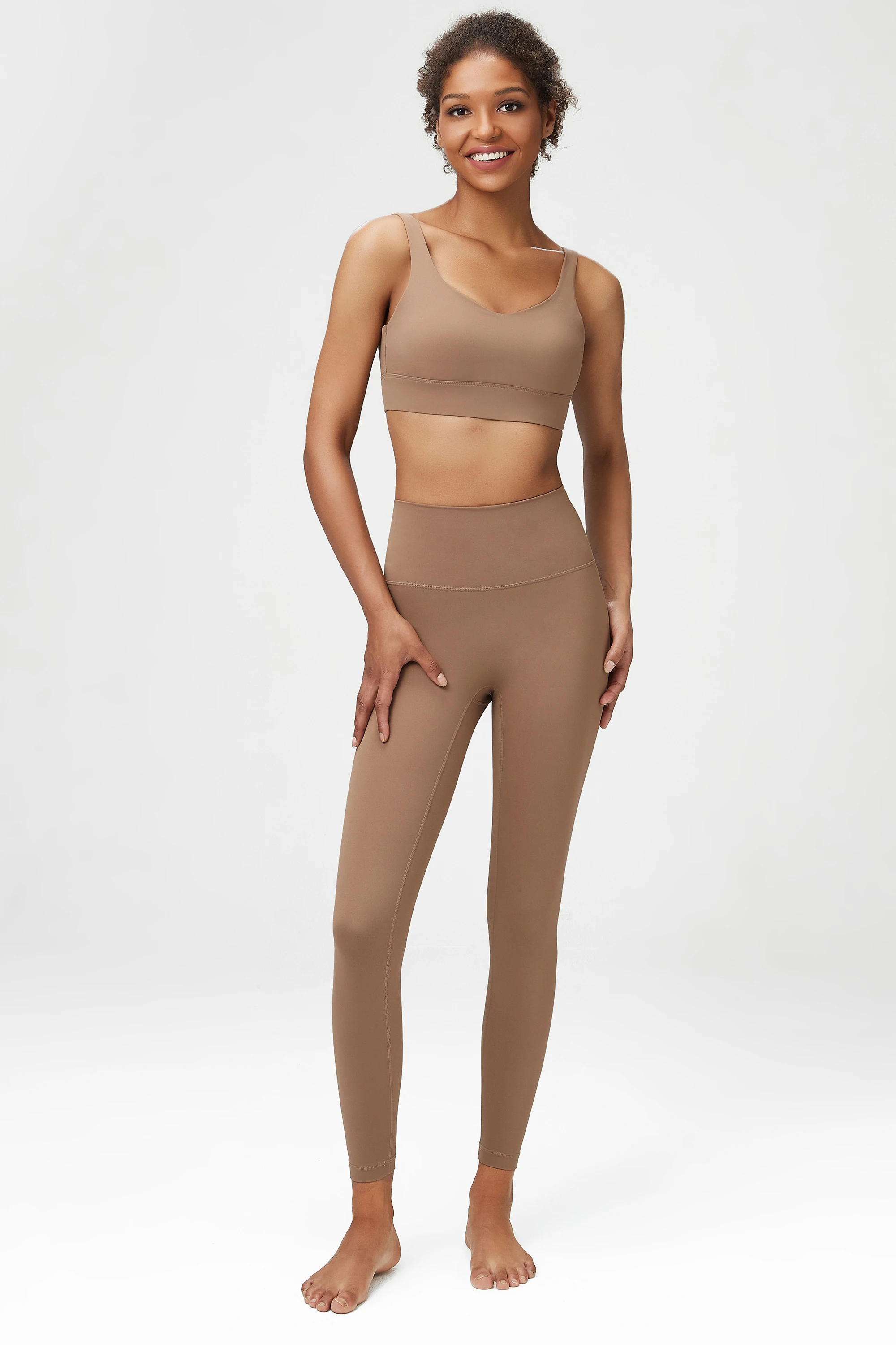 Solid Pattern High Visibility Yoga Leggings with Elastic Waist & Anti-Rolling Feature Solid Pattern High Visibility Trousers