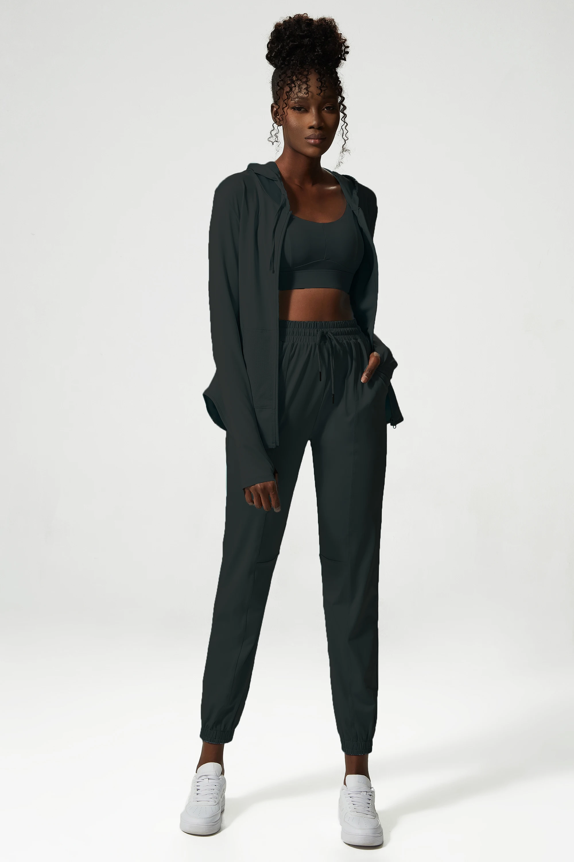 Women's Long Sleeve Geometric Fitness Trainer Jacket Customizable Logo Elastic Waist Gym Set in Spandex/Nylon OEM Supply