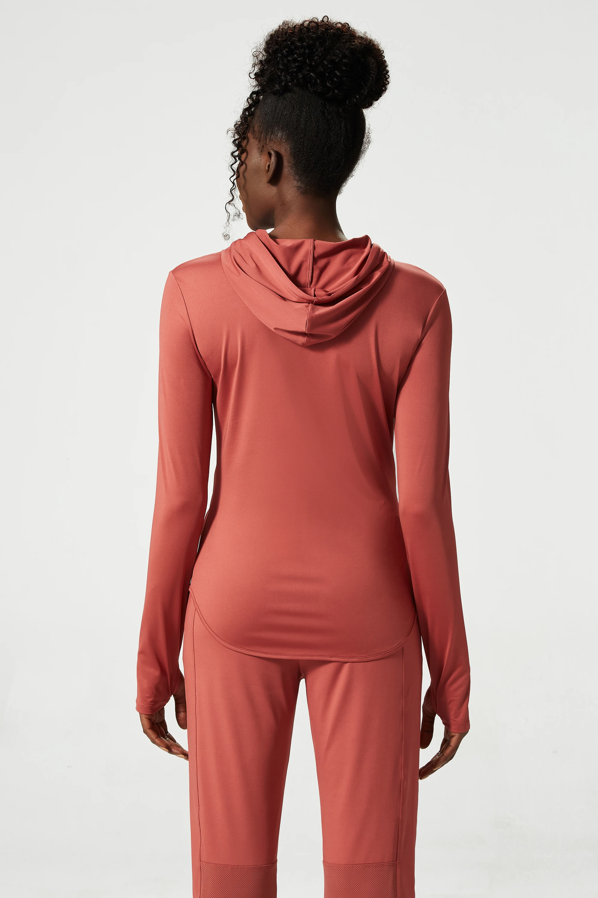 Women's Long Sleeve Geometric Fitness Trainer Jacket Customizable Logo Elastic Waist Gym Set in Spandex/Nylon OEM Supply