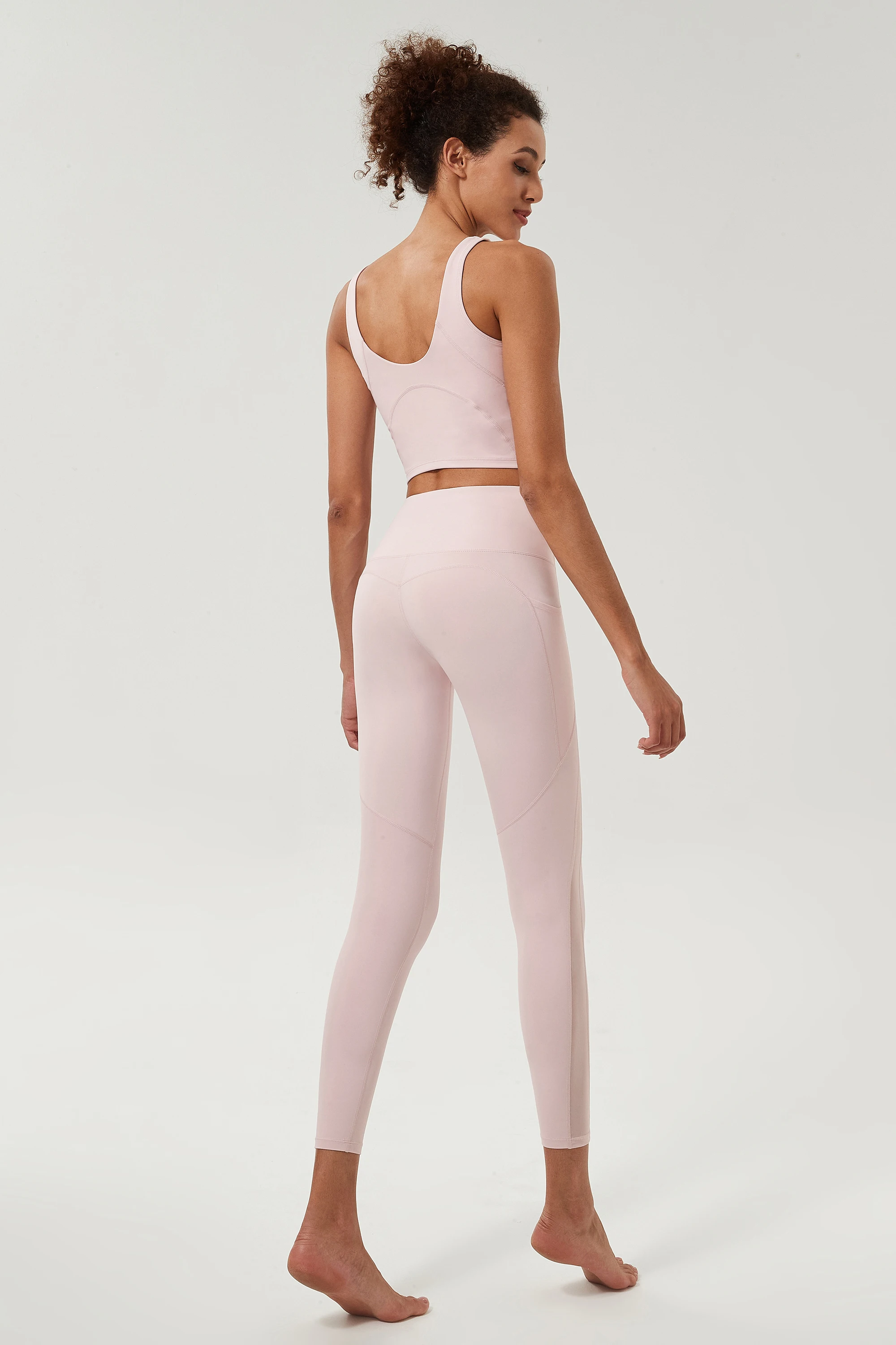 Premium Women's Gym Fitness Active Yoga Sets Breathable Sustainable Quick Dry Shock-Absorbent Prints Elastic Waist Closure